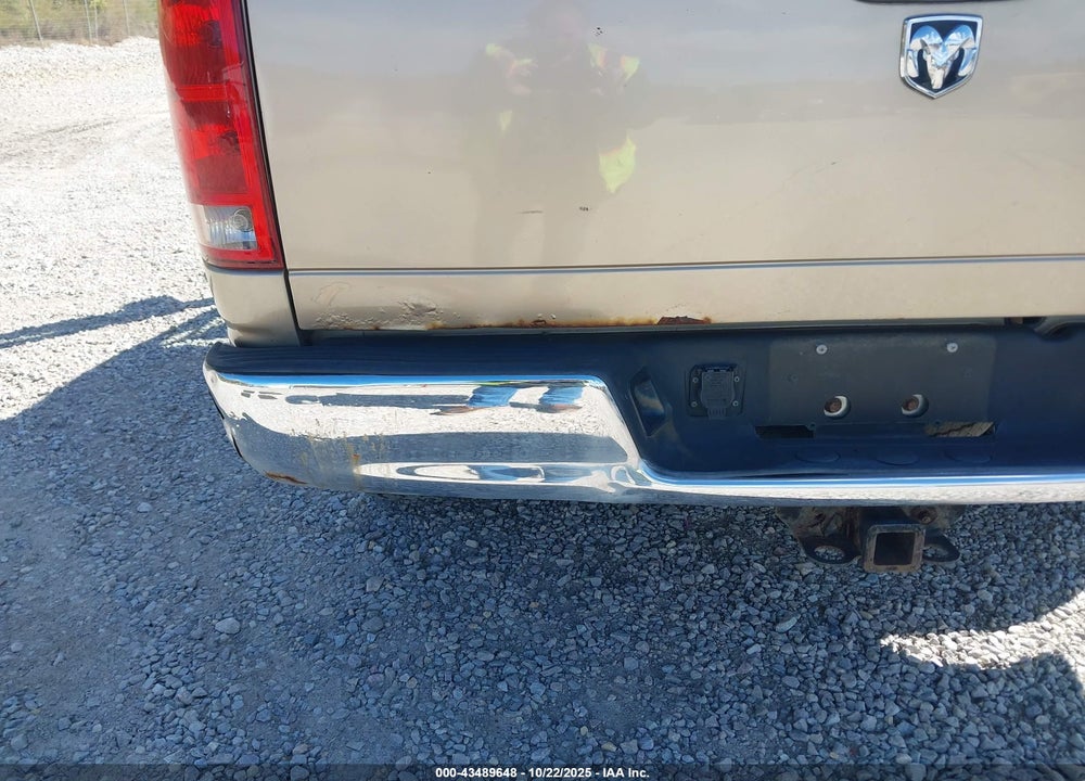 2005 DODGE RAM 1500 SLT/LARAMIE VIN: 1D7HU18D75S221715