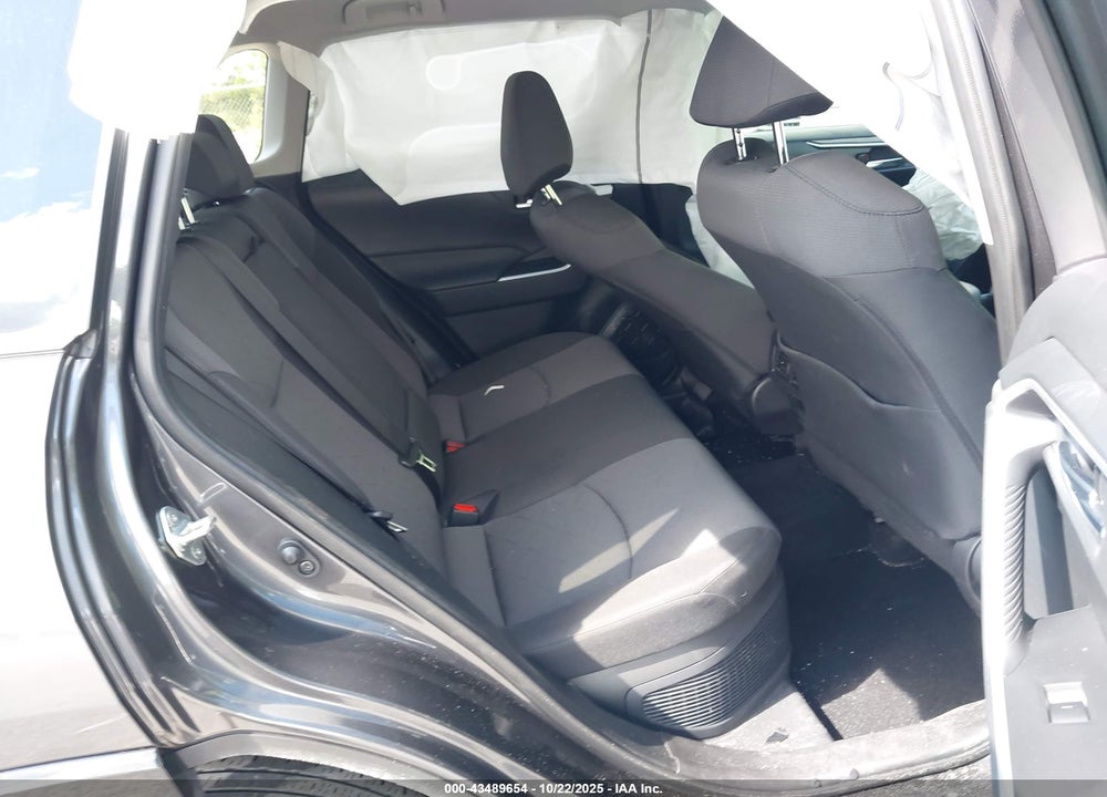 2024 TOYOTA RAV4 HYBRID XLE VIN: JTMRWRFV4RJ060139