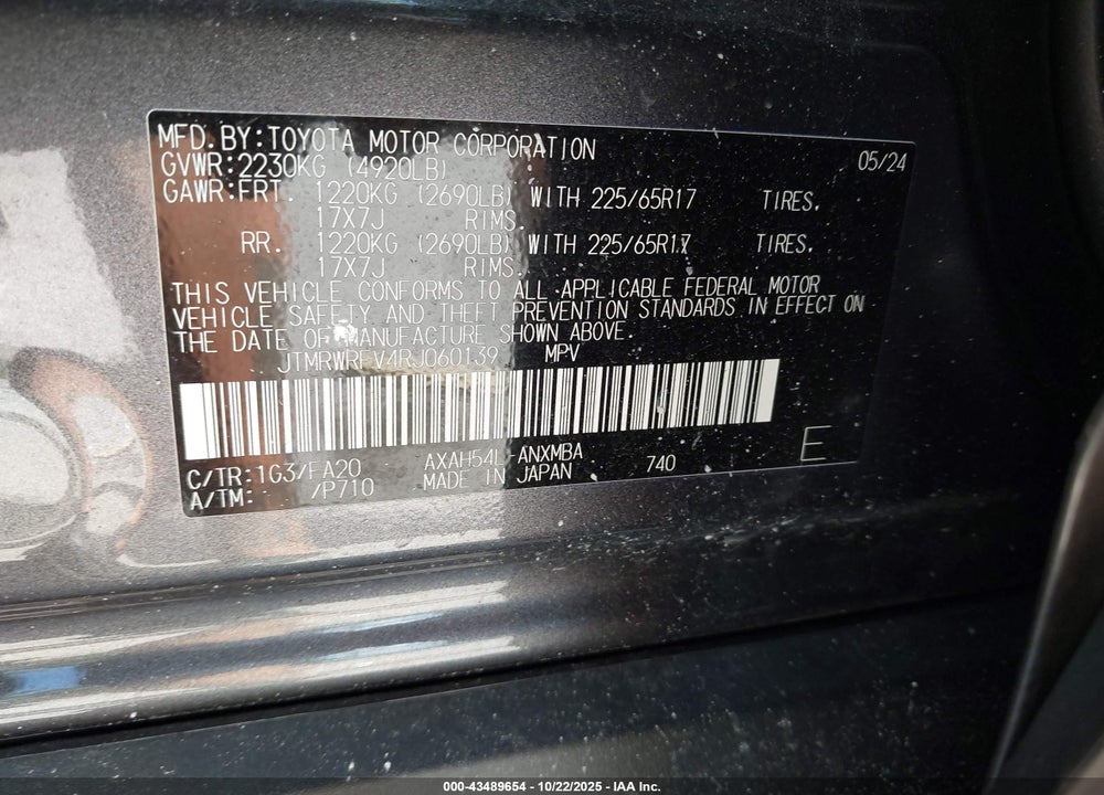 2024 TOYOTA RAV4 HYBRID XLE VIN: JTMRWRFV4RJ060139