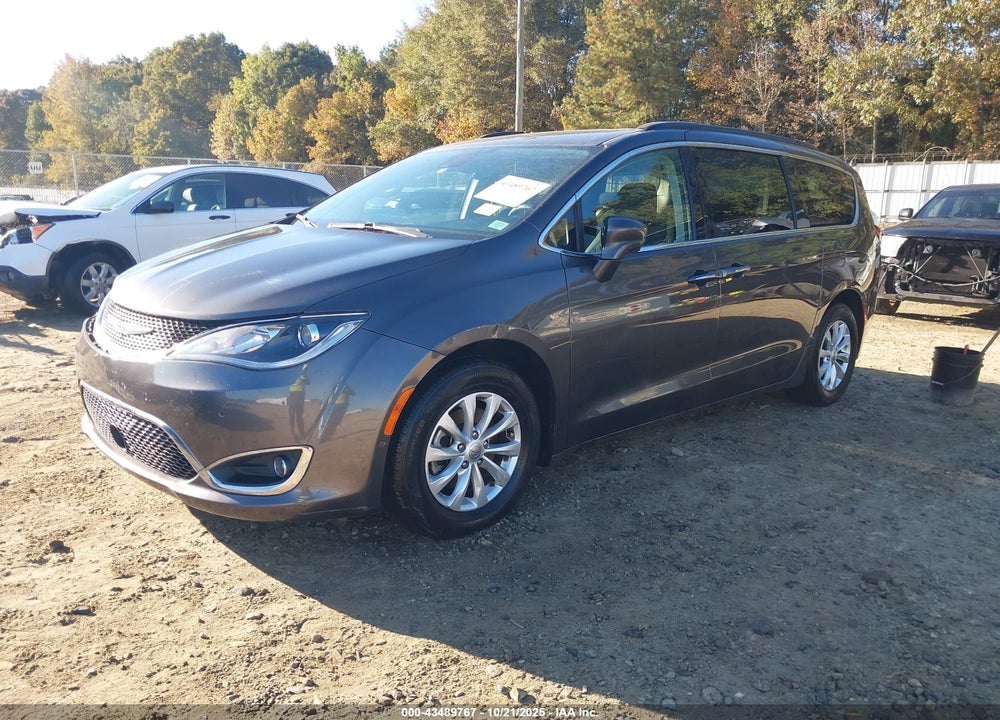 2019 CHRYSLER PACIFICA TOURING PLUS VIN: 2C4RC1FG4KR594111