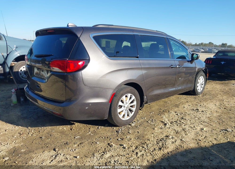 2019 CHRYSLER PACIFICA TOURING PLUS VIN: 2C4RC1FG4KR594111