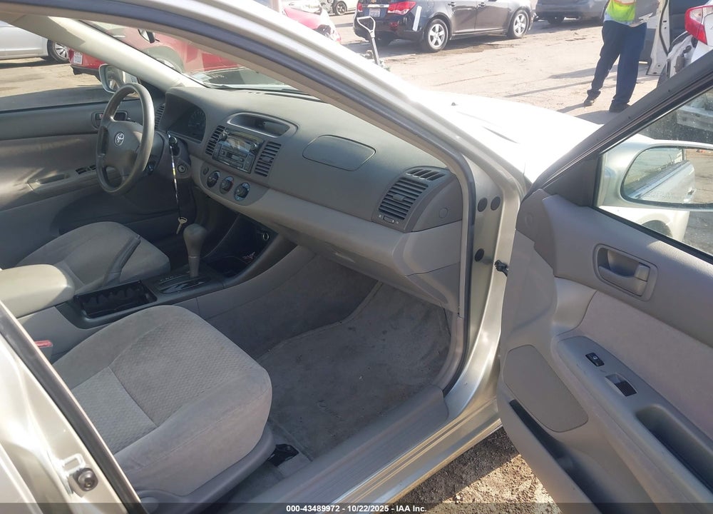 2003 TOYOTA CAMRY LE VIN: JTDBE32K730145034