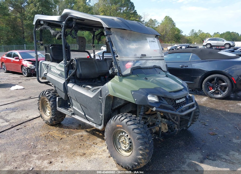 2021 HONDA SXS700 M4 VIN: 1HFVE026XM4700735