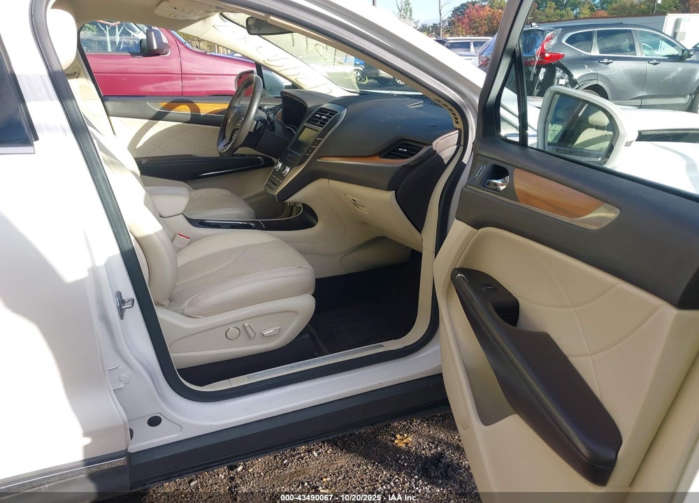 2015 LINCOLN MKC VIN: 5LMTJ2AH4FUJ30299