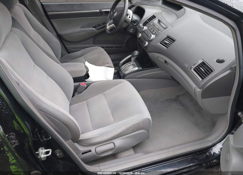 2007 HONDA CIVIC VIN: 2HGFA16827H301273