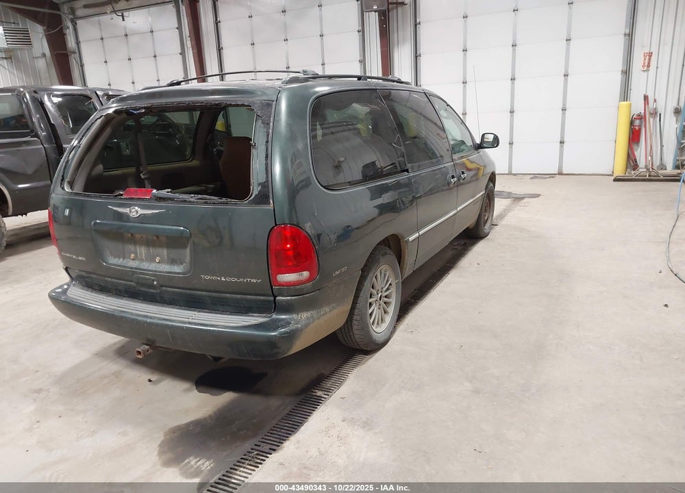 2000 CHRYSLER TOWN & COUNTRY LIMITED VIN: 1C4GP64L7YB653460
