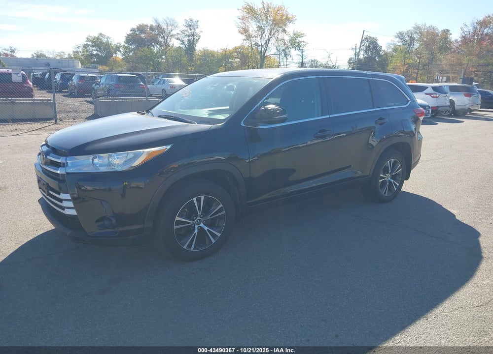 2019 TOYOTA HIGHLANDER VIN: 5TDBZRFH4KS712754