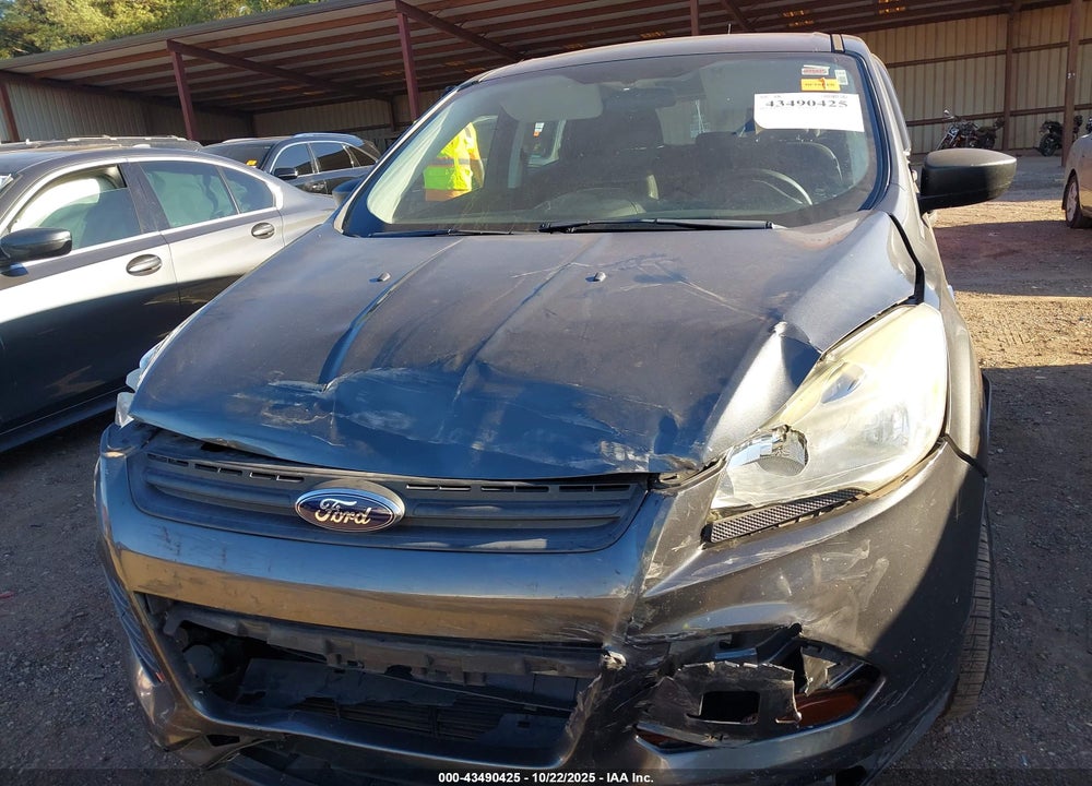 2016 FORD ESCAPE S VIN: 1FMCU0F79GUC19012