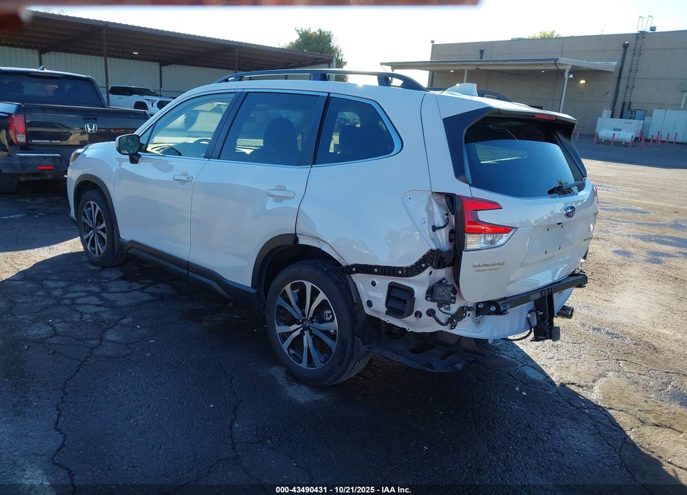 2023 SUBARU FORESTER LIMITED VIN: JF2SKAPC5PH427549