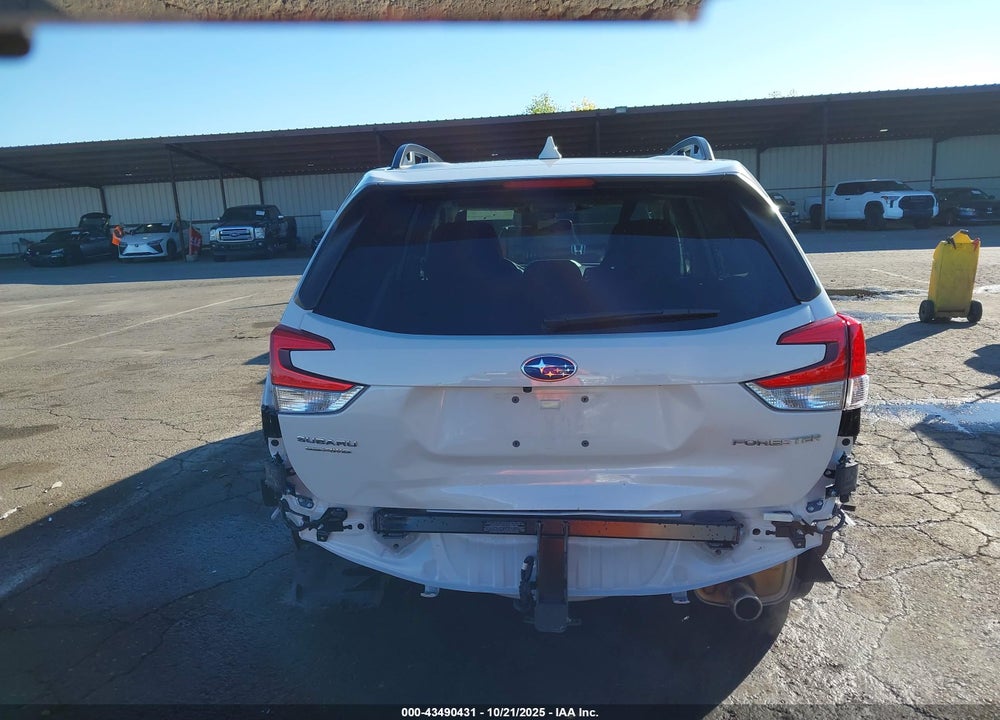 2023 SUBARU FORESTER LIMITED VIN: JF2SKAPC5PH427549