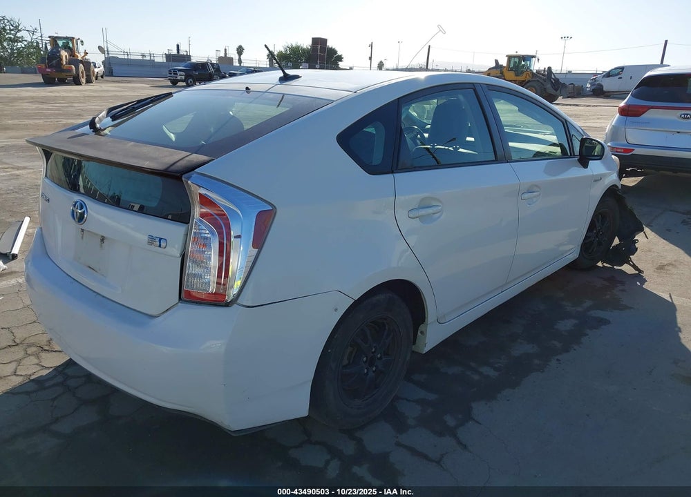 2013 TOYOTA PRIUS FOUR VIN: JTDKN3DU5D5631392