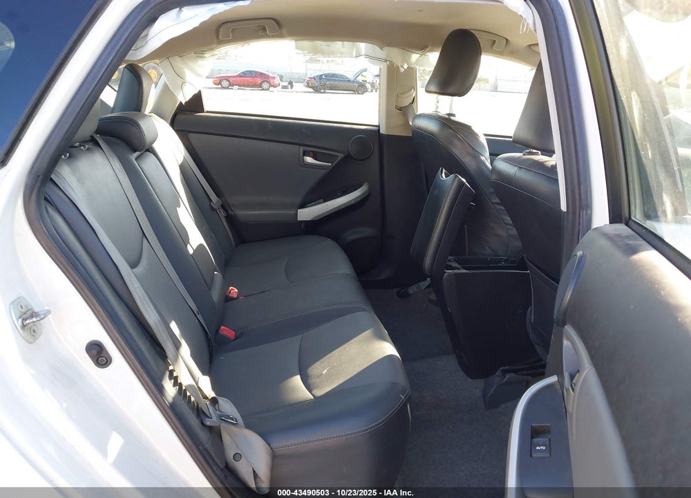 2013 TOYOTA PRIUS FOUR VIN: JTDKN3DU5D5631392