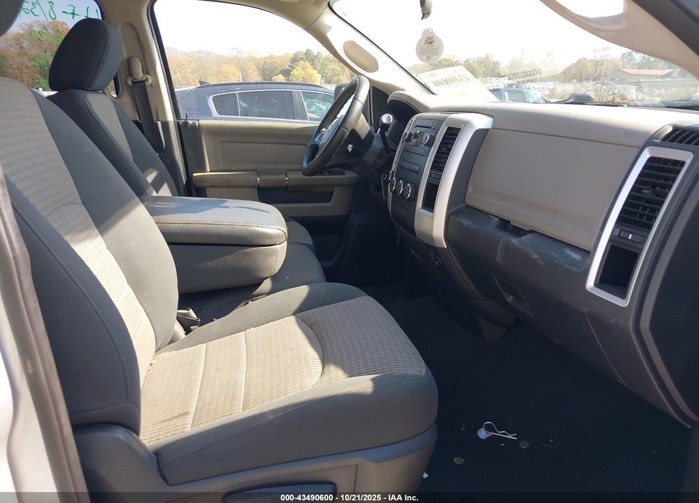 2011 RAM 1500 SLT VIN: 1D7RV1GT3BS544245