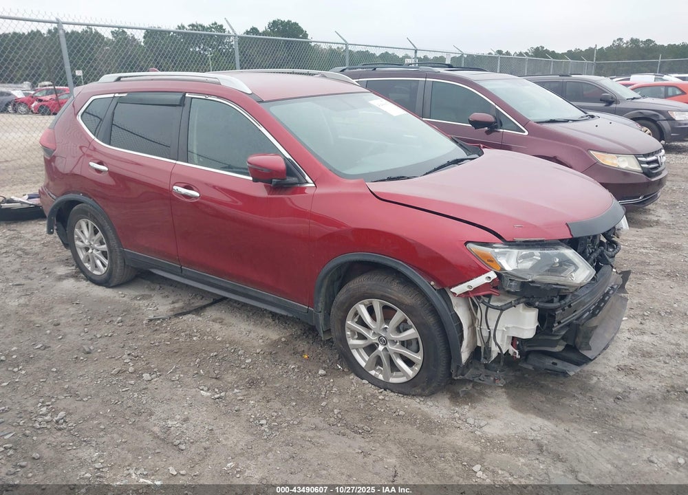 2018 NISSAN ROGUE SV VIN: 5N1AT2MT0JC820148