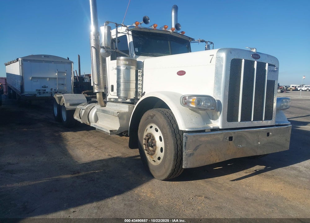 2020 PETERBILT 389 VIN: 1XPXD49X7LD636145