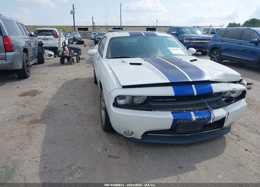 2011 DODGE CHALLENGER R/T VIN: 2B3CJ5DT5BH590353