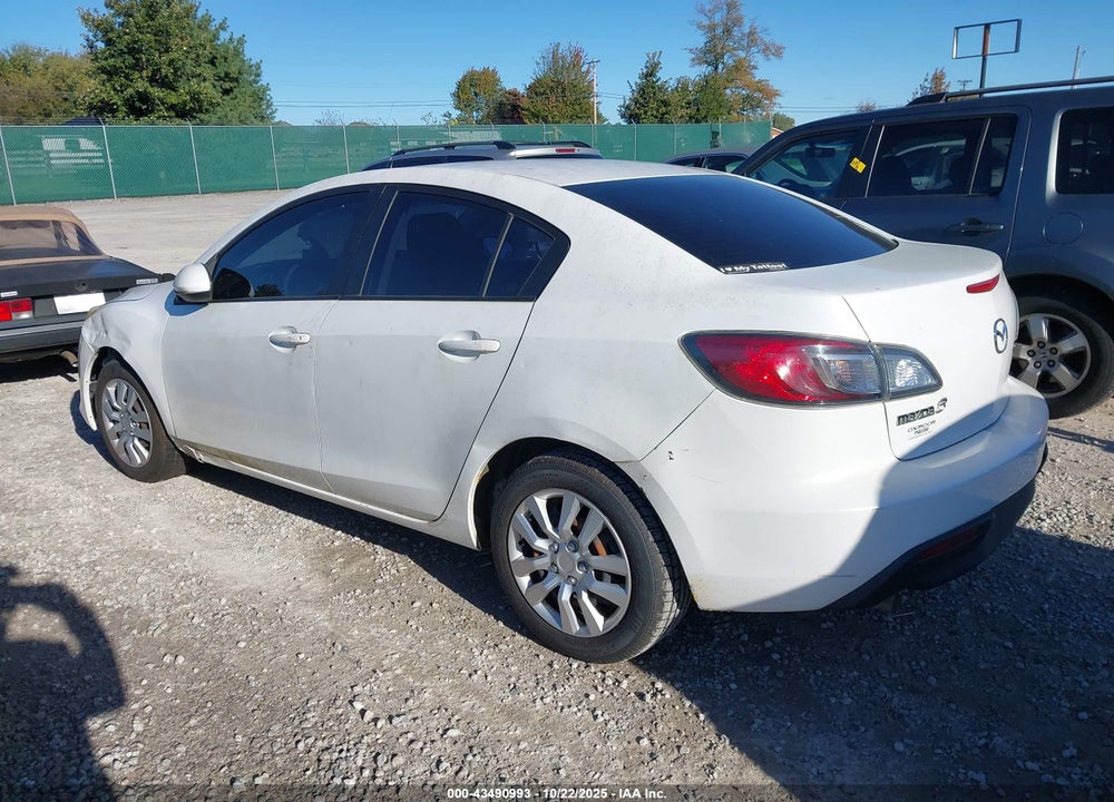 2011 MAZDA 3 I SPORT VIN: JM1BL1UF2B1903283