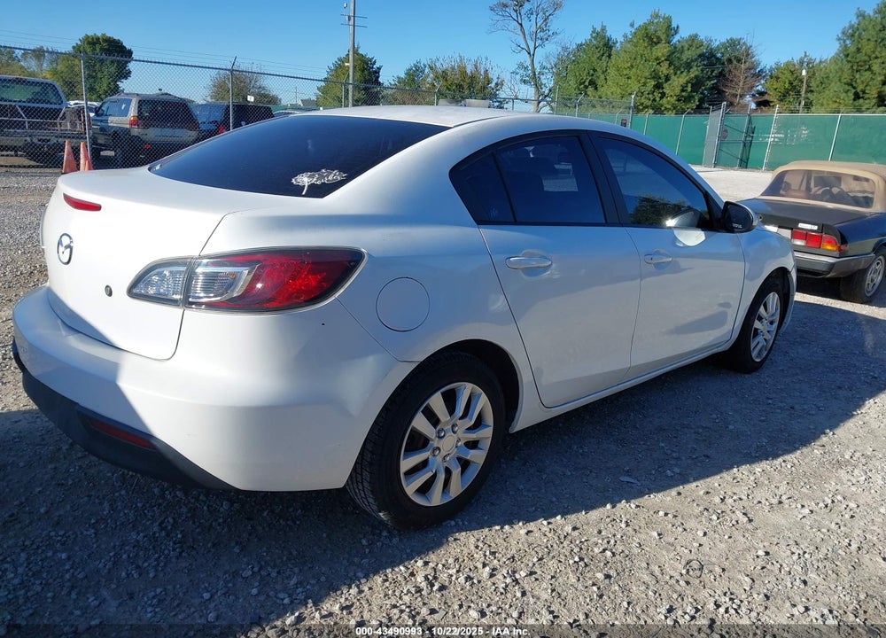 2011 MAZDA 3 I SPORT VIN: JM1BL1UF2B1903283