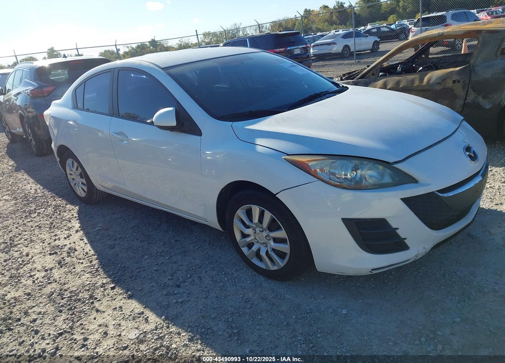 2011 MAZDA 3 I SPORT VIN: JM1BL1UF2B1903283