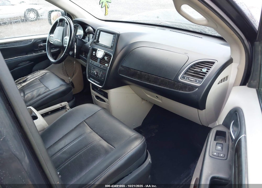 2013 CHRYSLER TOWN & COUNTRY TOURING-L VIN: 2C4RC1CG0DR677204