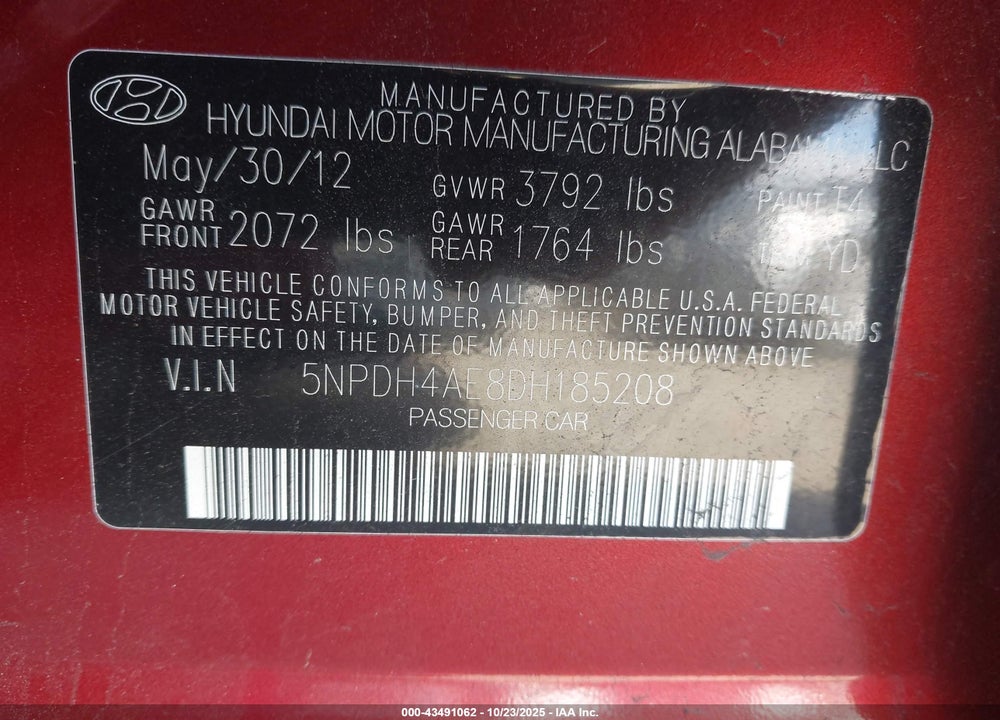 2013 HYUNDAI ELANTRA VIN: 5NPDH4AE8DH185208