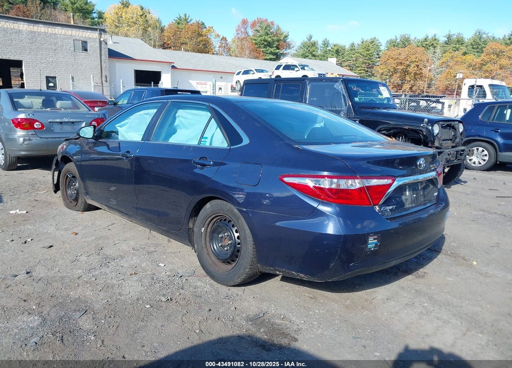 2017 TOYOTA CAMRY LE VIN: 4T1BF1FK5HU657124