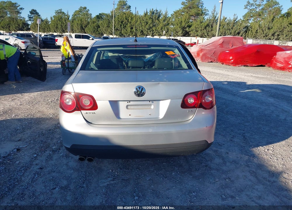 2010 VOLKSWAGEN JETTA VIN: 3VWAZ7AJ5AM167069