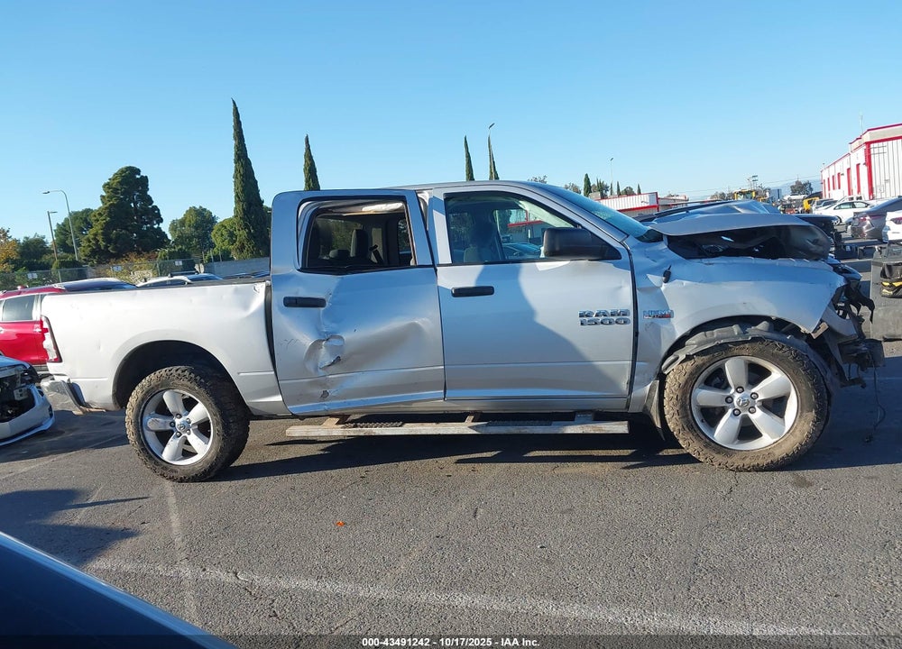 2014 RAM 1500 EXPRESS VIN: 1C6RR7KT3ES200306