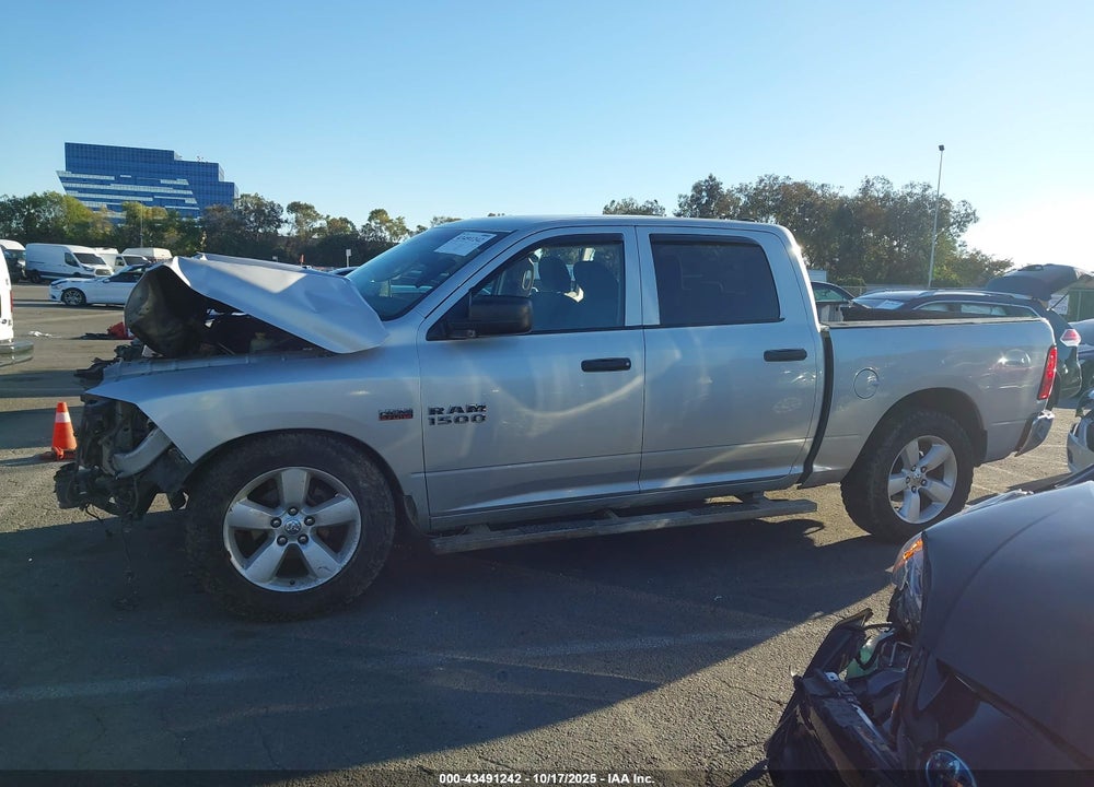2014 RAM 1500 EXPRESS VIN: 1C6RR7KT3ES200306