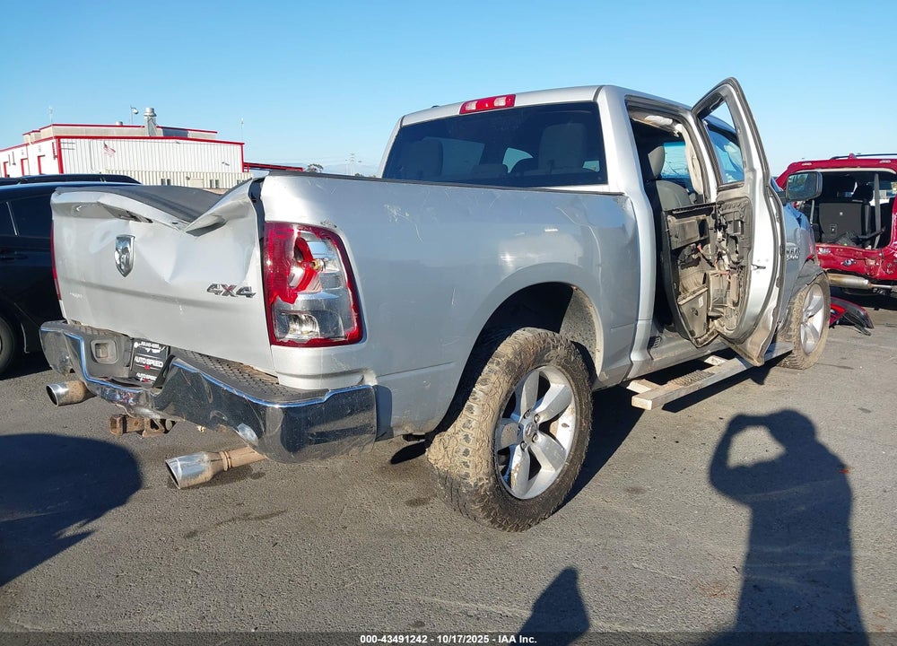 2014 RAM 1500 EXPRESS VIN: 1C6RR7KT3ES200306