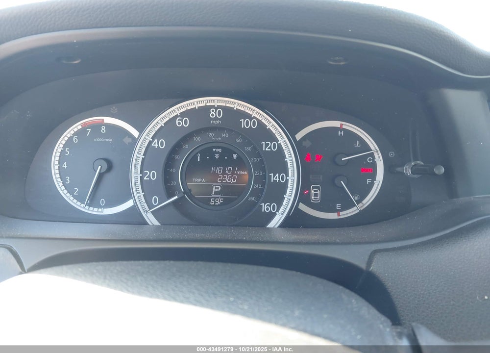 2013 HONDA ACCORD VIN: 1HGCR2F87DA136896