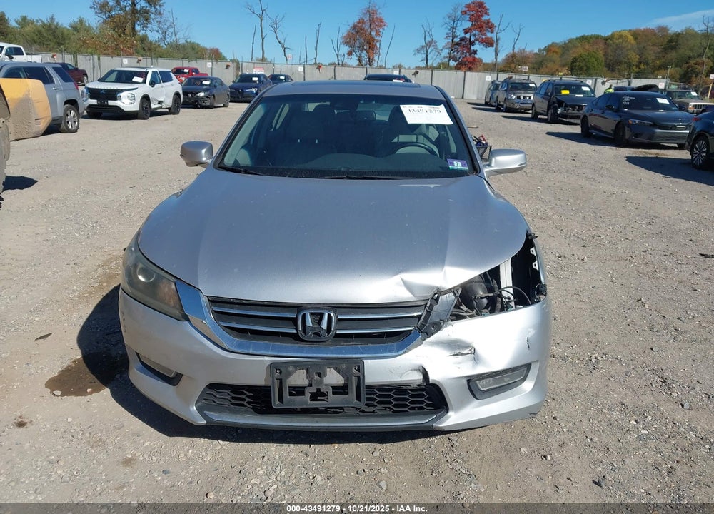 2013 HONDA ACCORD VIN: 1HGCR2F87DA136896