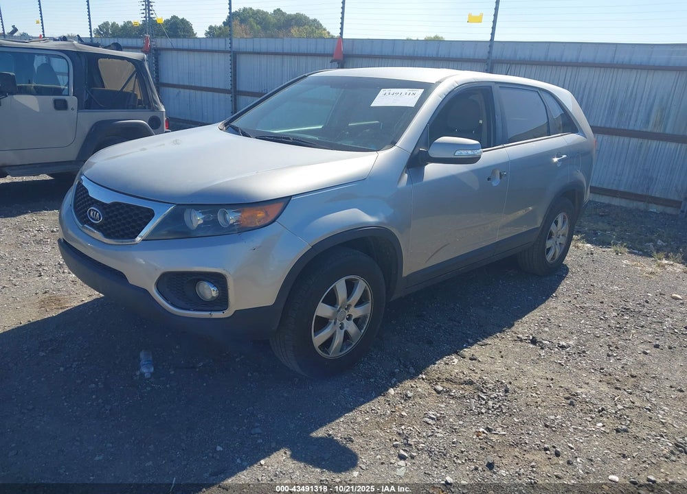 2013 KIA SORENTO VIN: 5XYKT4A14DG419533