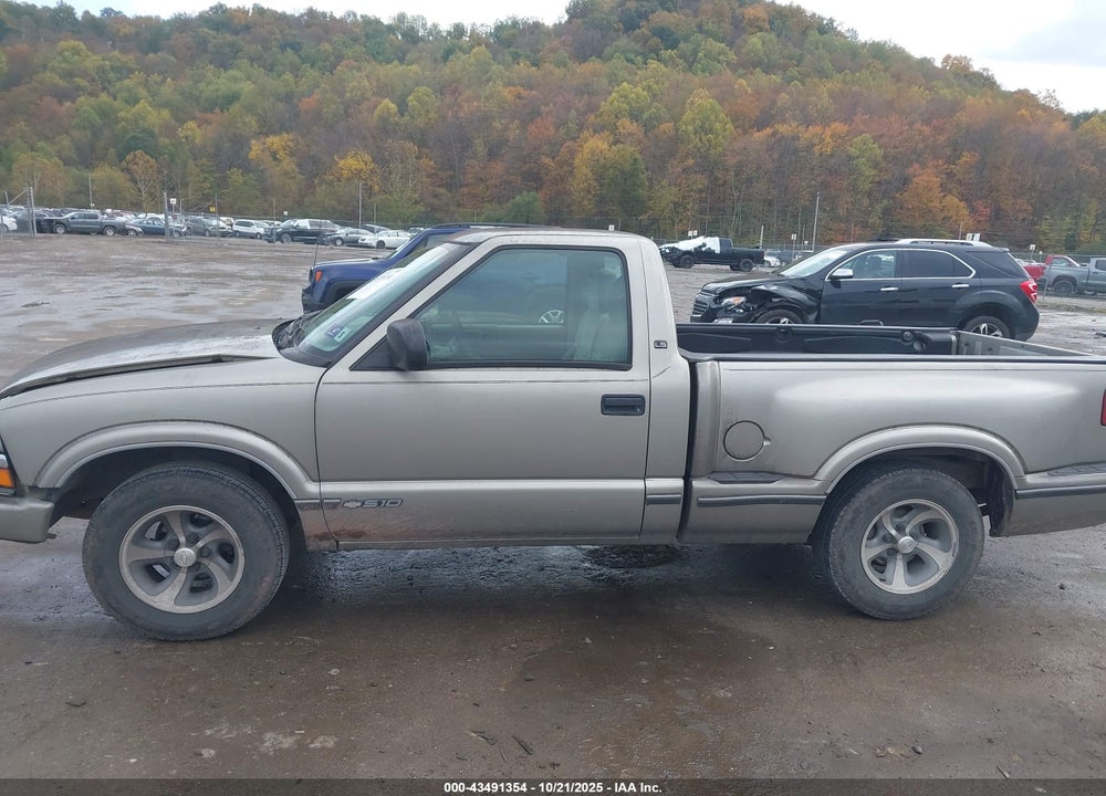 2000 CHEVROLET S-10 LS VIN: 1GCCS14W6Y8144158