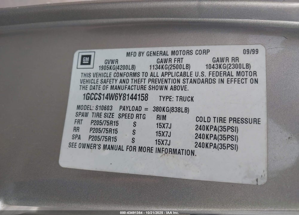 2000 CHEVROLET S-10 LS VIN: 1GCCS14W6Y8144158