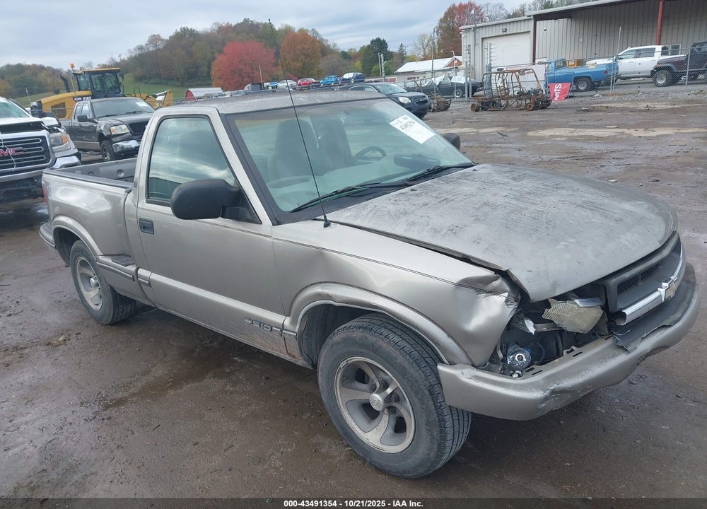 2000 CHEVROLET S-10 LS VIN: 1GCCS14W6Y8144158