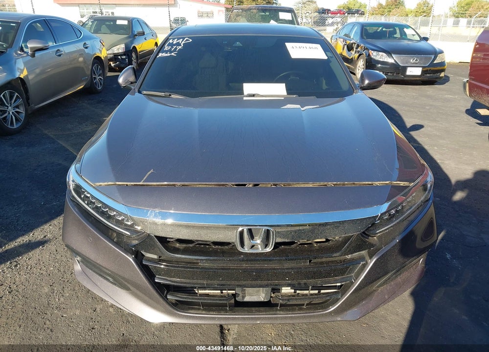 2019 HONDA ACCORD TOURING 2.0T VIN: 1HGCV2F9XKA024739