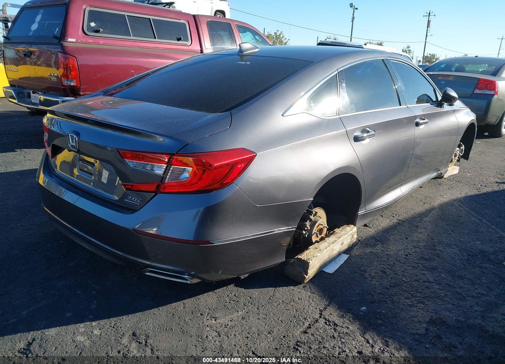 2019 HONDA ACCORD TOURING 2.0T VIN: 1HGCV2F9XKA024739