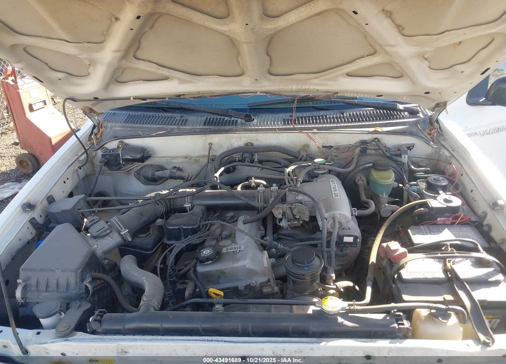 1998 TOYOTA TACOMA VIN: 4TAWM72N0WZ039073