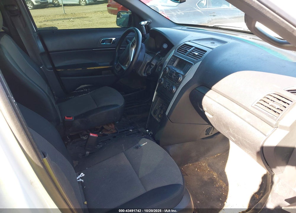2014 FORD UTILITY POLICE INTERCEPTOR VIN: 1FM5K8AR3EGC38480