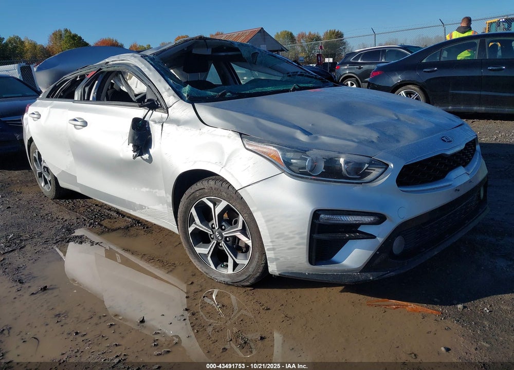 2019 KIA FORTE LXS VIN: 3KPF24AD9KE099991