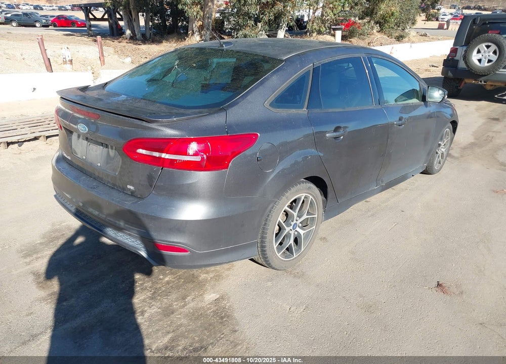 2015 FORD FOCUS SE VIN: 1FADP3F22FL281481
