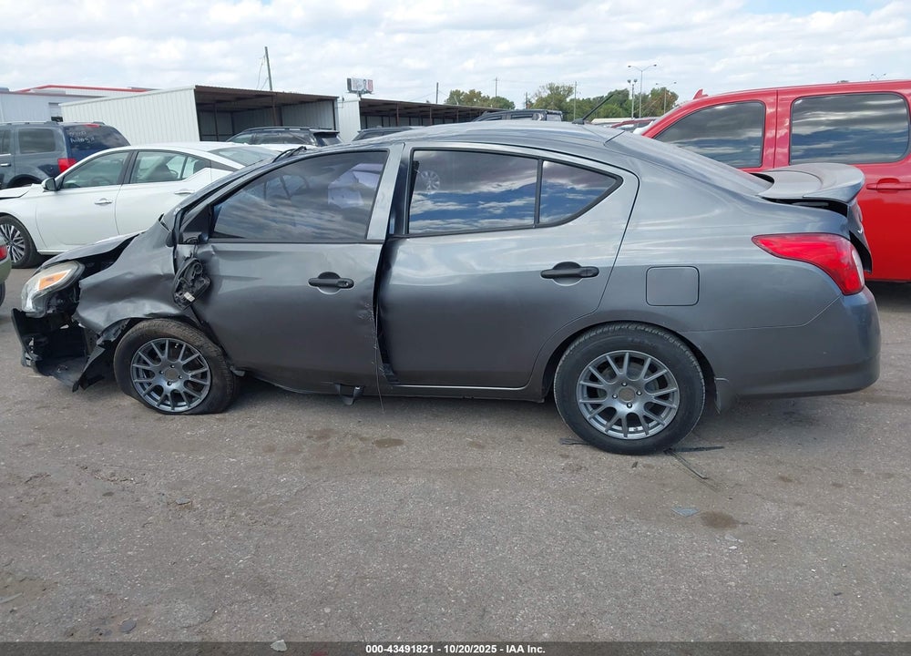 2016 NISSAN VERSA 1.6 S+ VIN: 3N1CN7AP3GL864883