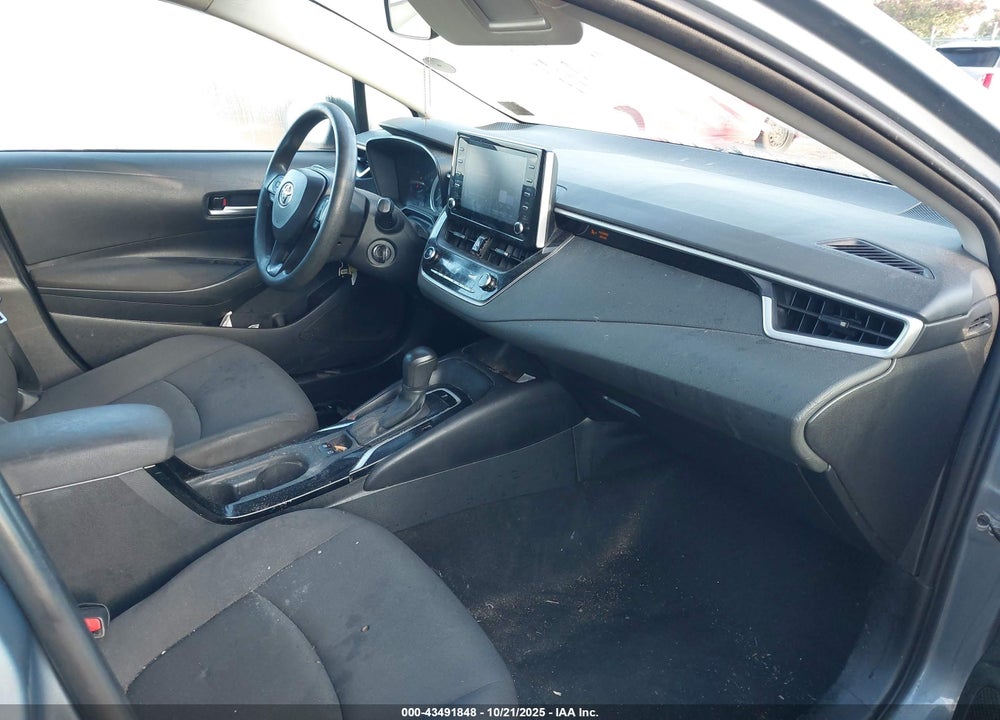 2020 TOYOTA COROLLA LE VIN: 5YFEPRAE2LP076054
