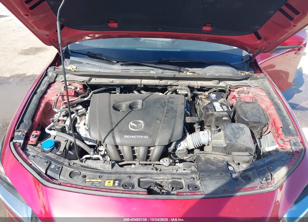 2019 MAZDA 3 PREFERRED PACKAGE VIN: 3MZBPADL7KM113102