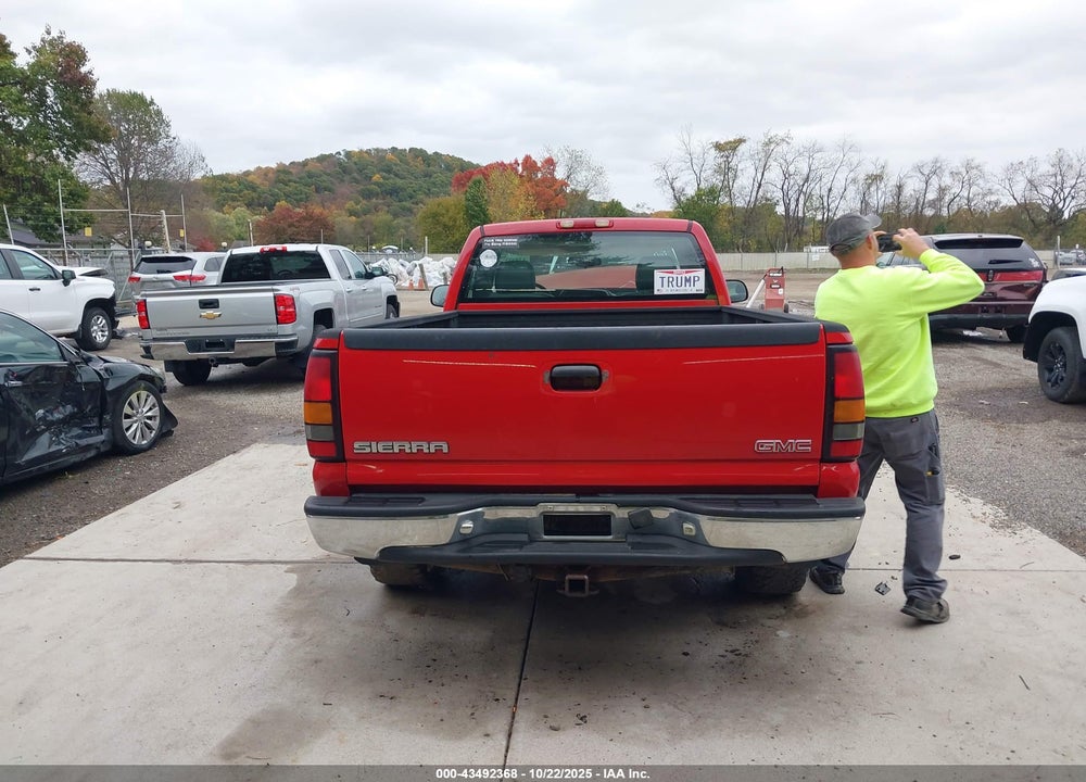 2007 GMC SIERRA 1500 VIN: 1GTEK14V67Z100721