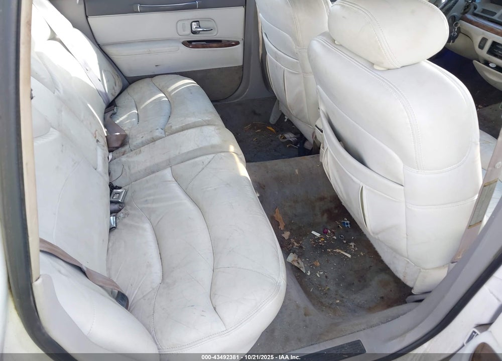 1997 LINCOLN TOWN CAR SIGNATURE VIN: 1LNLM82W7VY743311