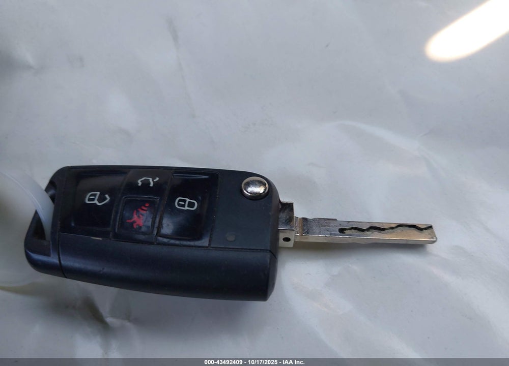 2019 VOLKSWAGEN JETTA VIN: 3VWC57BU7KM074536