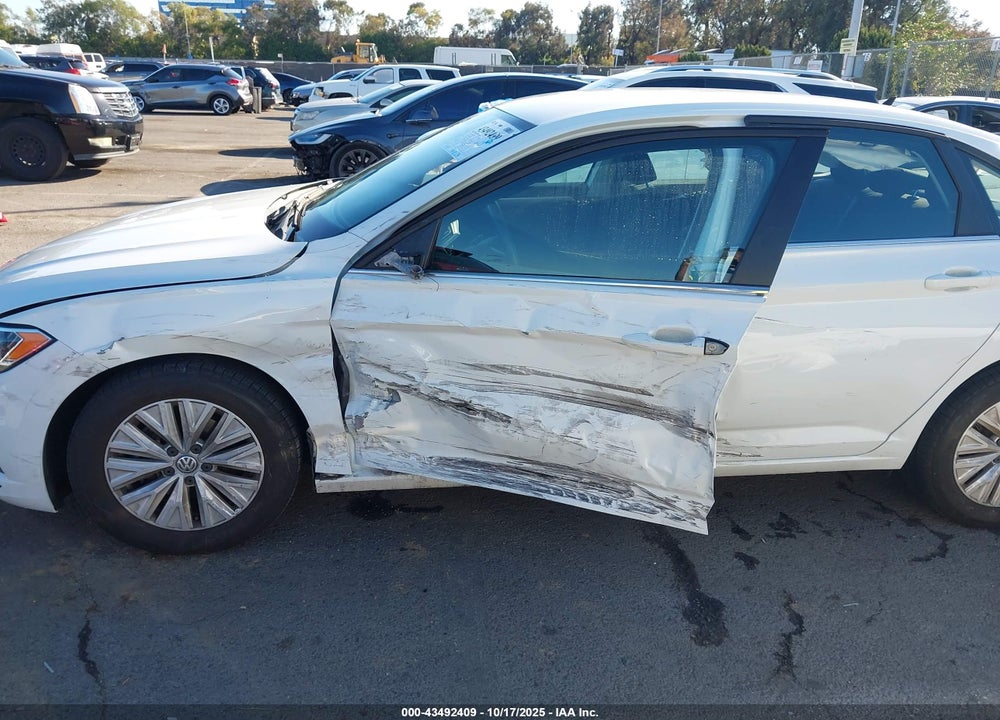 2019 VOLKSWAGEN JETTA VIN: 3VWC57BU7KM074536