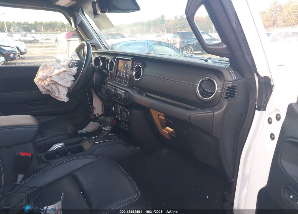 2021 JEEP WRANGLER UNLIMITED SAHARA 4X4 VIN: 1C4HJXEG1MW776543